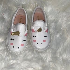 Unicorn flats kids size 7 from Old Navy